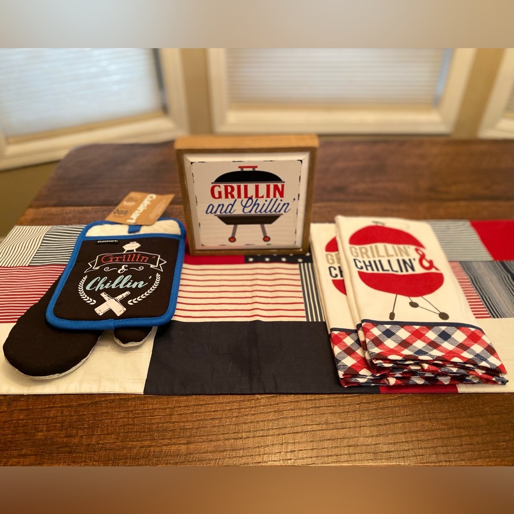 Grillin’ & Chillin’ Kitchen Towels, Pot Holder, Oven Mitt & Sign Decor Set Of 5